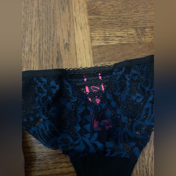 LA SENZA Panties Bundle Small + XS - Picture 6 of 9